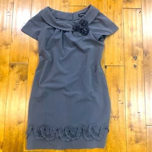 R&M RICHARDS GRAY DRESS WITH ROSETTES